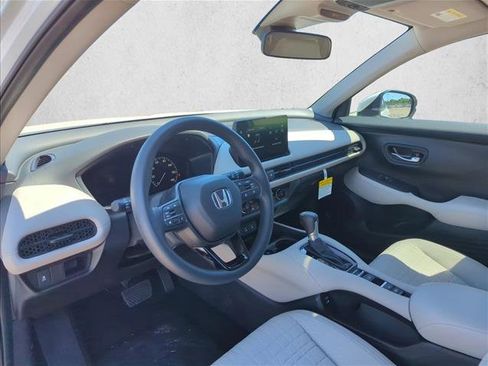 New 2027 Honda HR-V LX image 3