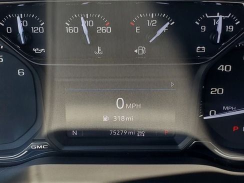 Used 2022 GMC Sierra 1500 Elevation w/ LPO, Elevation Black Package AWD/4WD image 12