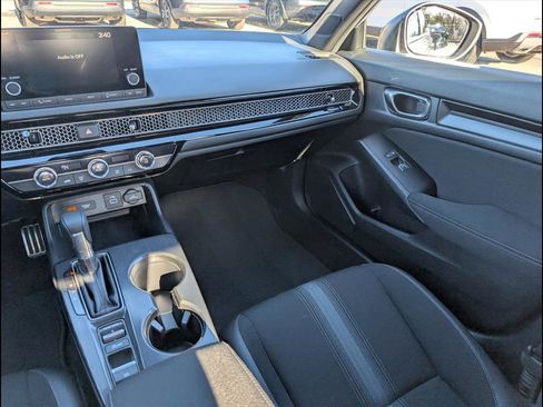 Certified 2024 Honda Civic Sport image 9