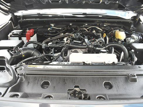 Certified 2025 Toyota 4Runner SR5 AWD/4WD image 29