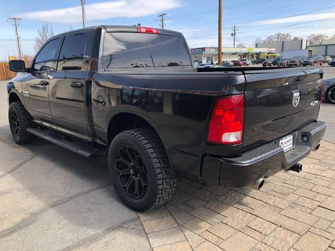 Used 2017 RAM 1500 Express w/ Express Value Package image 4