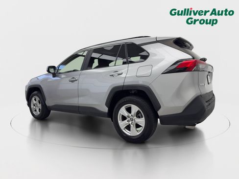 Used 2019 Toyota RAV4 XLE FWD image 4