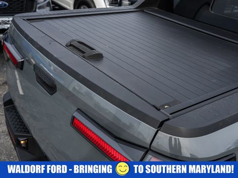 Used 2024 Hyundai Santa Cruz SEL w/ Activity Package image 9