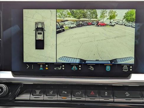 Used 2024 Chevrolet Silverado 3500 High Country w/ Technology Package AWD/4WD image 12