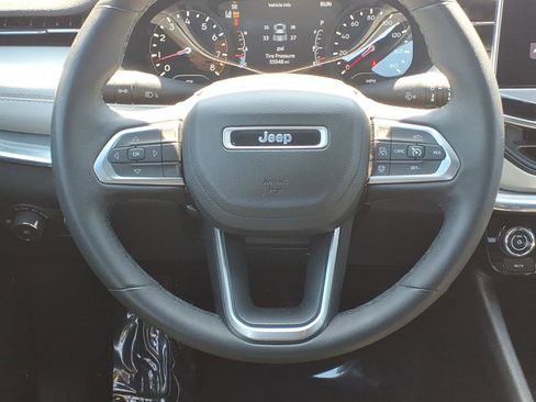 Used 2024 Jeep Compass Limited AWD/4WD image 17