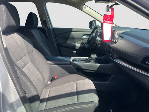 Certified 2025 Nissan Rogue SV image 15