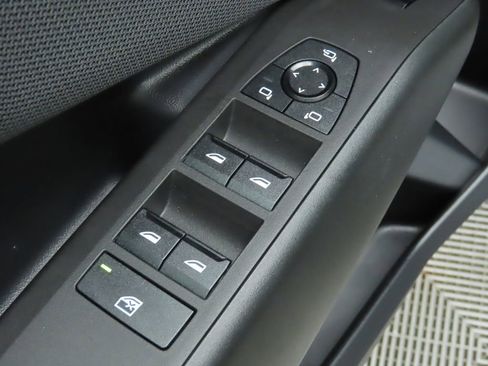 Used 2025 BMW X3 xDrive30i w/ Premium Package image 25