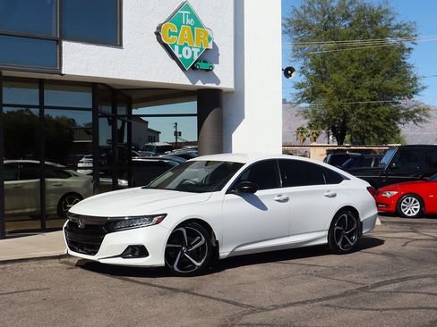 Used 2021 Honda Accord Sport Special Edition image 3