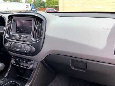 Used 2020 Chevrolet Colorado W/T w/ WT Convenience Package AWD/4WD image 19