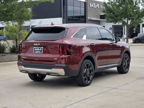 New 2025 Kia Sorento S AWD/4WD image 5