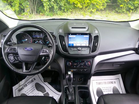 Used 2018 Ford Escape SEL image 32