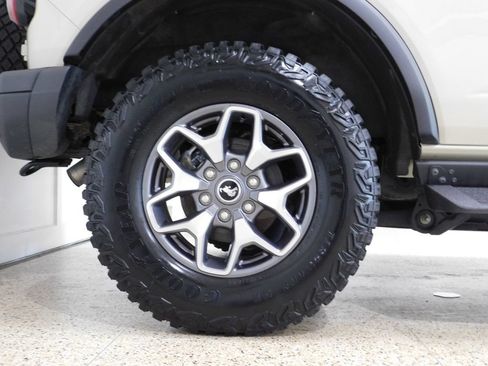 Used 2025 Ford Bronco Badlands AWD/4WD image 79