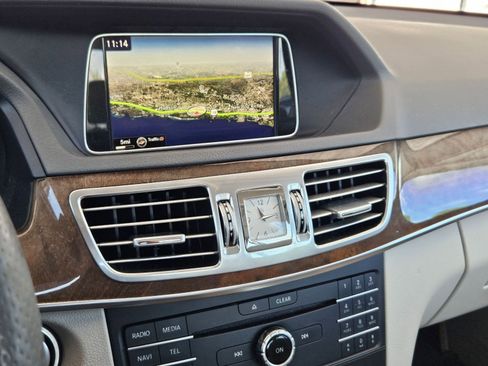 Used 2016 Mercedes-Benz E 350 Sedan image 8