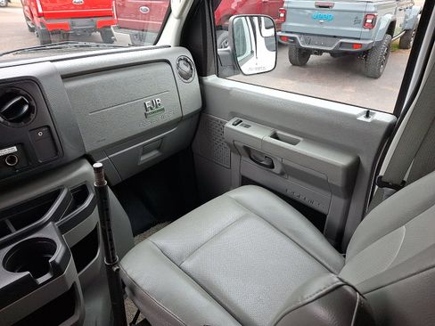 Used 2012 Ford E-250 and Econoline 250 w/ Commercial Cargo Van Pkg image 16