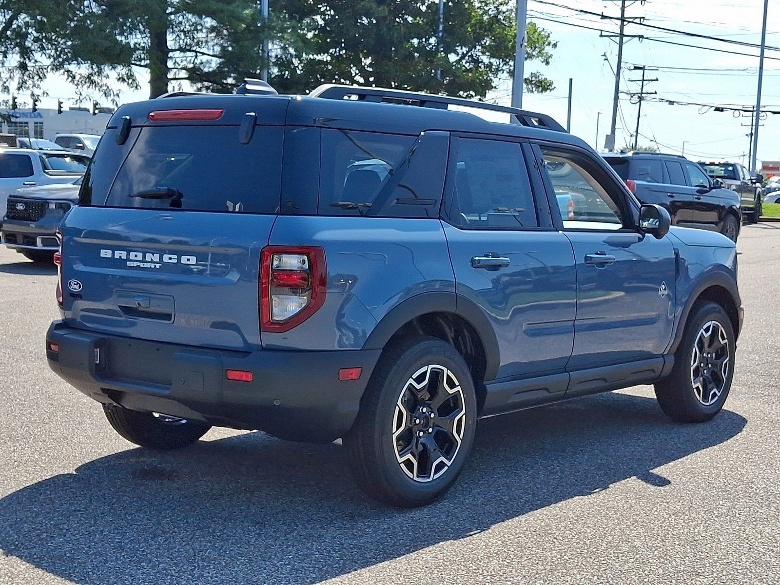 New 2026 Ford Bronco Sport Outer Banks w/ Outer Banks Tech Package+ AWD/4WD image 6
