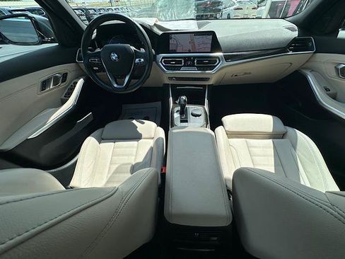 Used 2020 BMW 330i xDrive Sedan w/ Premium Package AWD/4WD image 21
