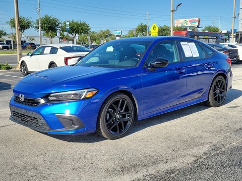 Used 2024 Honda Civic Sport image 3