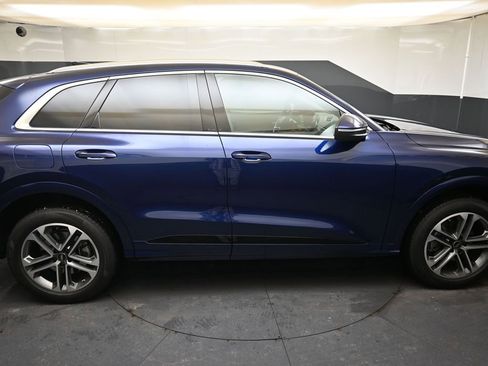 Certified 2025 Audi Q5 Premium Plus w/ Premium Plus image 7