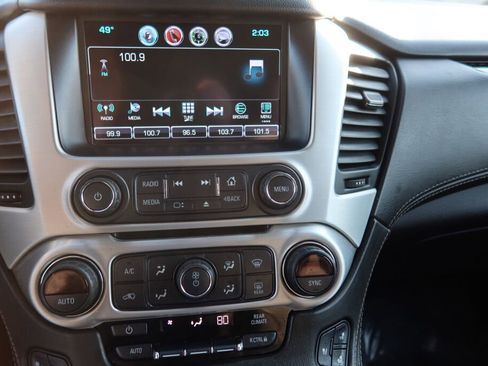 Used 2019 GMC Yukon XL SLT image 15