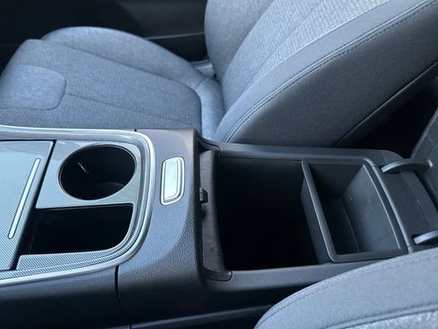 Used 2023 Hyundai Santa Fe Blue image 32