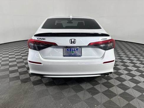 Used 2022 Honda Civic Sport image 6