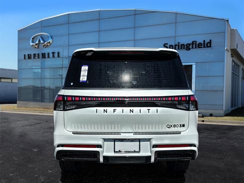 New 2026 INFINITI QX80 4WD w/ Sport Exterior Package image 5