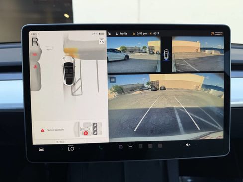 Used 2024 Tesla Model Y Long Range AWD/4WD image 12