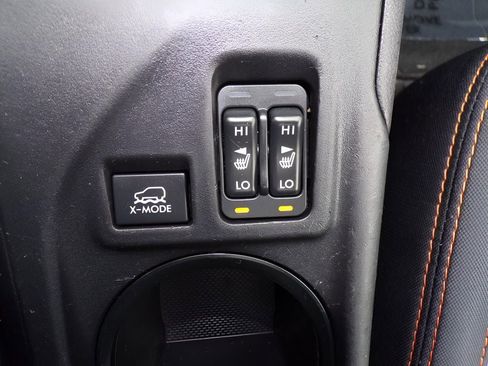 Used 2021 Subaru Crosstrek 2.0i Premium w/ Moonroof Package image 21