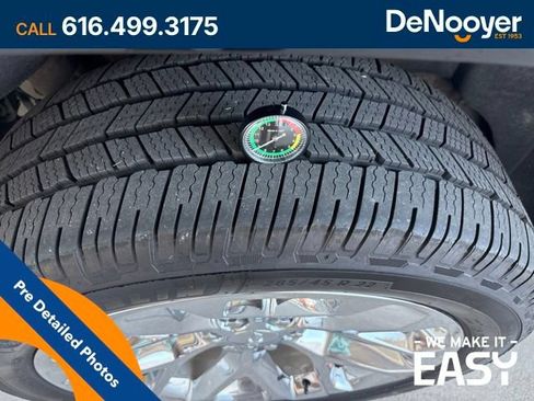 Used 2019 Chevrolet Tahoe Premier AWD/4WD image 9