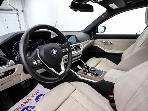 Used 2021 BMW 330e xDrive w/ Convenience Package image 10