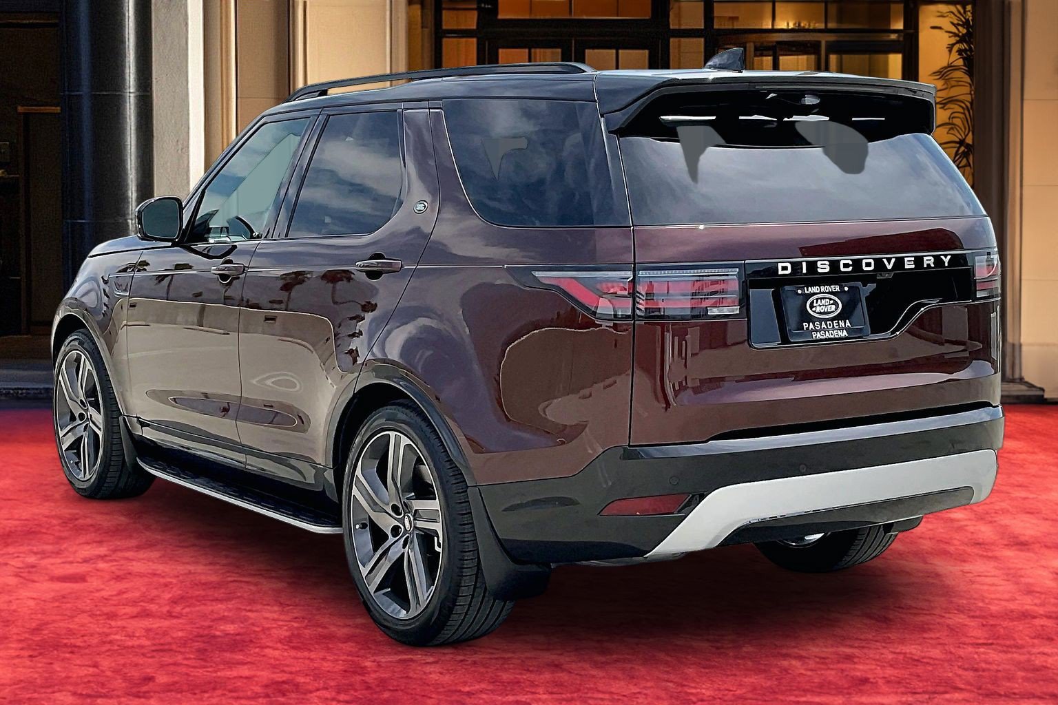 New 2026 Land Rover Discovery Limited Edition AWD/4WD image 4