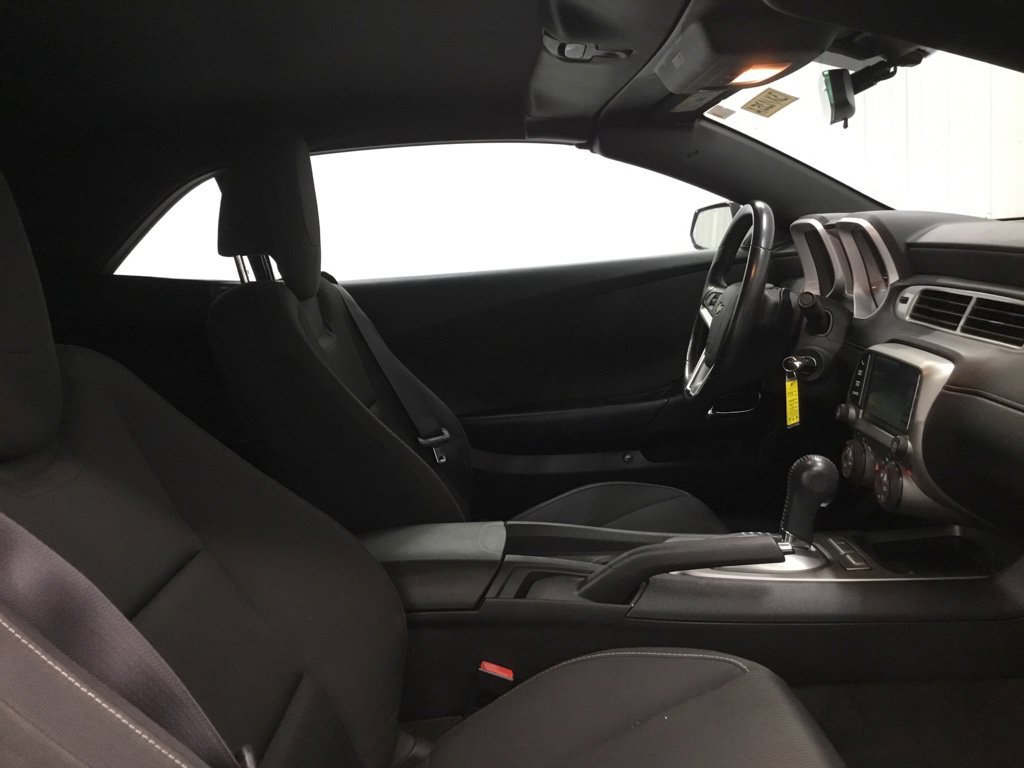 Used 2014 Chevrolet Camaro LT RWD image 15