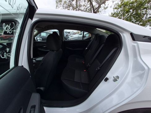 Used 2025 Nissan Sentra SV image 13