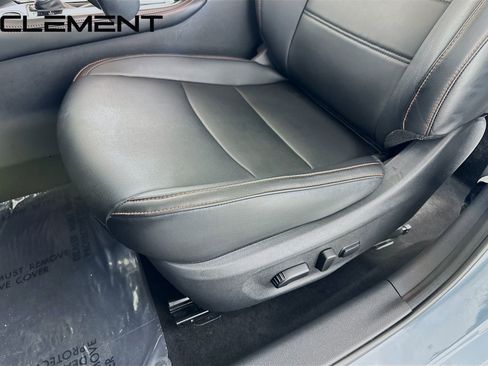 Used 2024 Nissan Sentra SR w/ SR Premium Package image 30