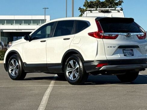 Used 2018 Honda CR-V LX image 6