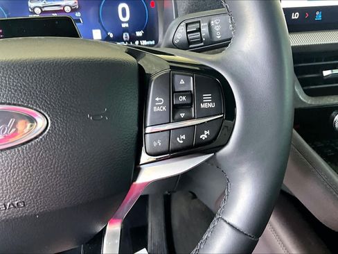 Used 2025 Ford Explorer Platinum w/ Ultimate Package RWD image 25