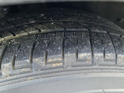 Used 2013 Toyota Camry LE image 14