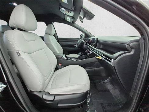 Certified 2026 Hyundai Santa Cruz SEL FWD image 23
