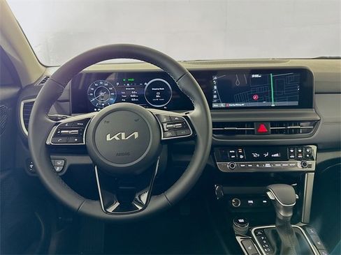 New 2026 Kia Seltos EX image 24