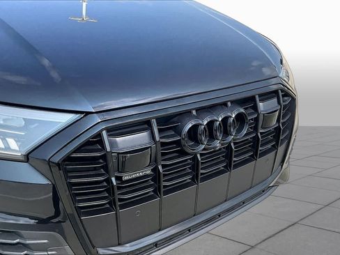 Used 2020 Audi Q7 3.0T Prestige w/ Prestige Package AWD/4WD image 28