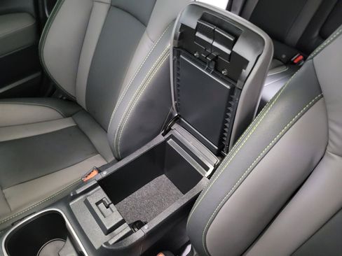 Certified 2025 Subaru Outback Onyx Edition image 31