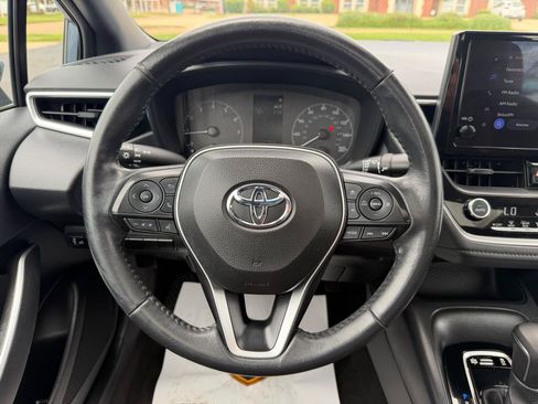 Used 2023 Toyota Corolla SE w/ SE Premium Package FWD image 21