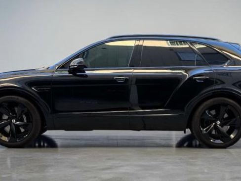 Used 2017 Bentley Bentayga AWD/4WD image 3