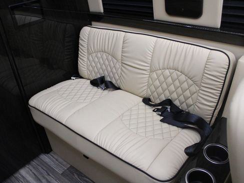 Used 2023 Mercedes-Benz Sprinter 3500 image 25