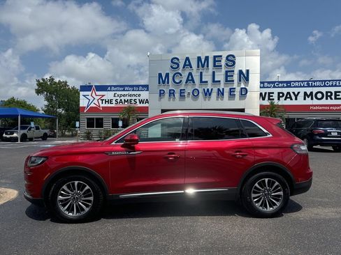 Used 2021 Lincoln Nautilus FWD w/ Equipment Group 101A image 2