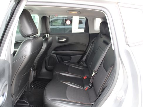 Used 2019 Jeep Compass Latitude w/ Popular Equipment Group image 31