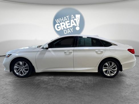 Used 2018 Honda Accord LX image 7
