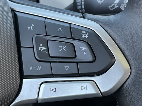 New 2026 Volkswagen Taos SE AWD/4WD image 18