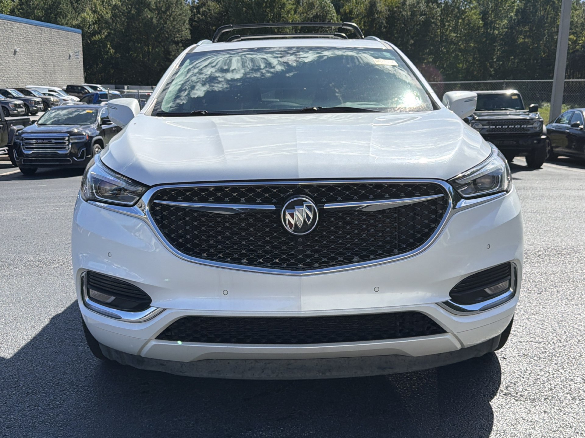 Used 2021 Buick Enclave Avenir w/ LPO, Hit The Road Package FWD image 21
