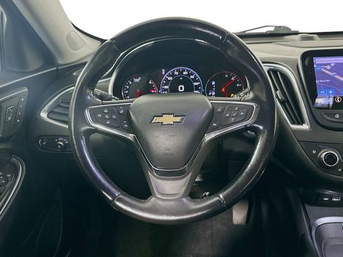 Used 2020 Chevrolet Malibu Premier image 18